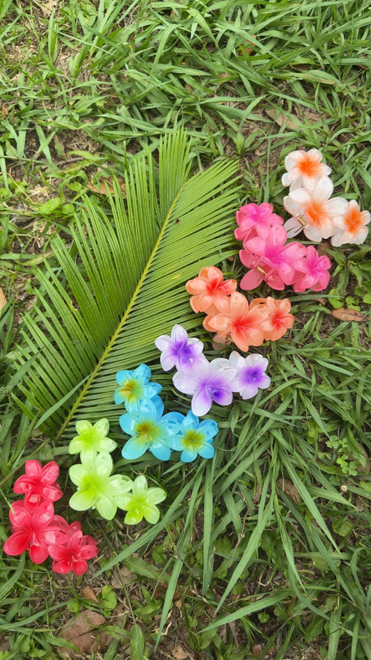 3 PLUMERIAS HAIRCLIP