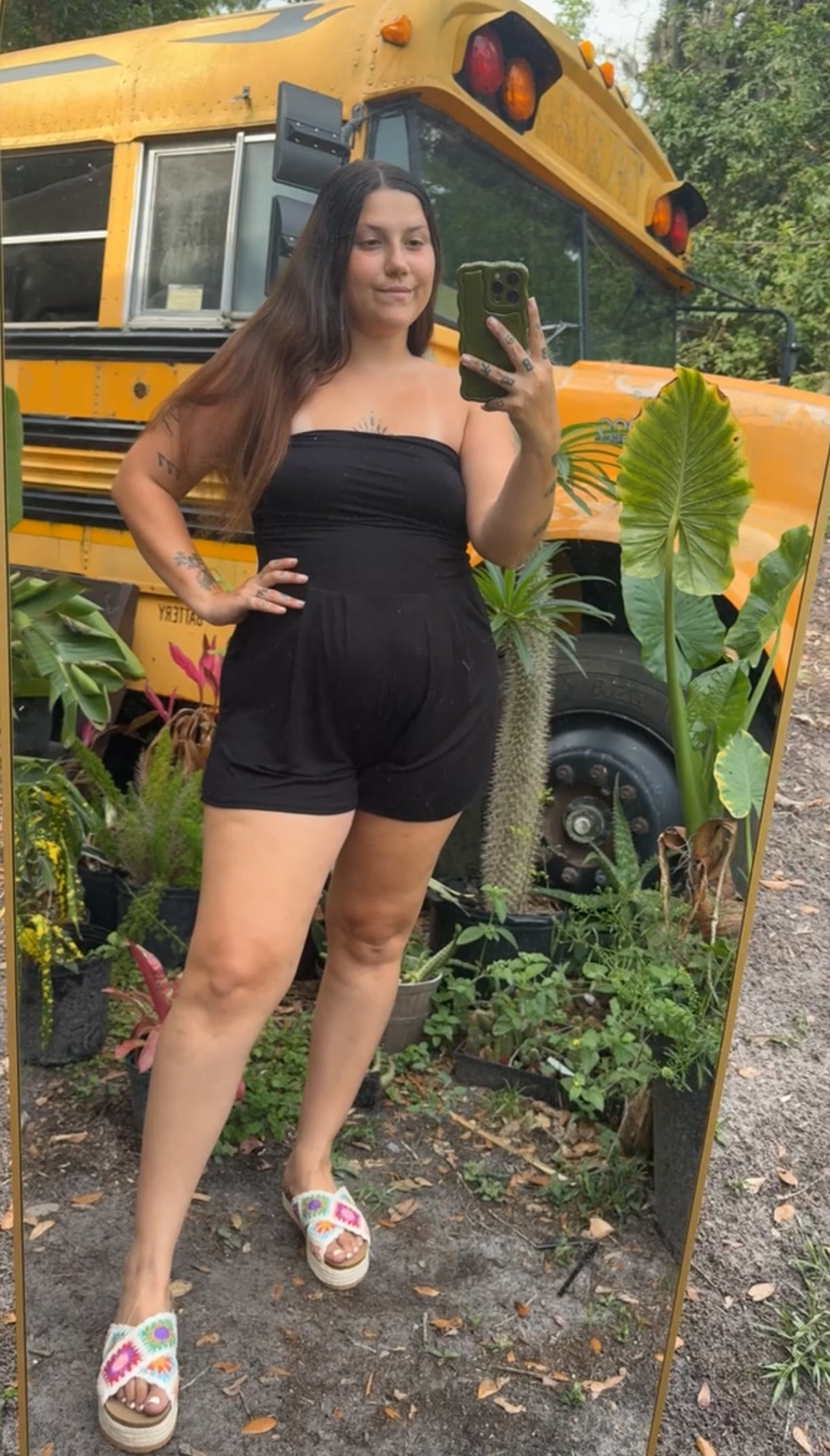 BLACK SLEEVELESS ROMPER