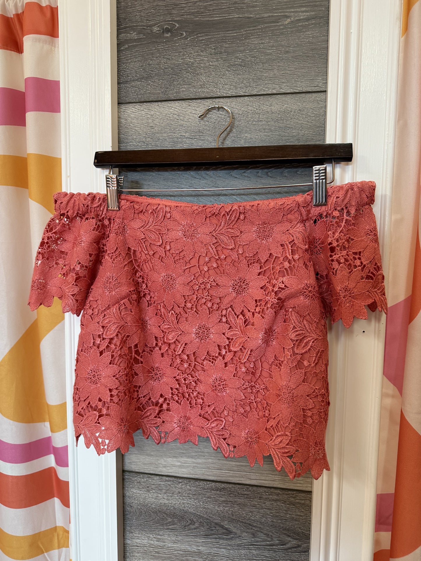 Off the shoulder flower top (S/MED)