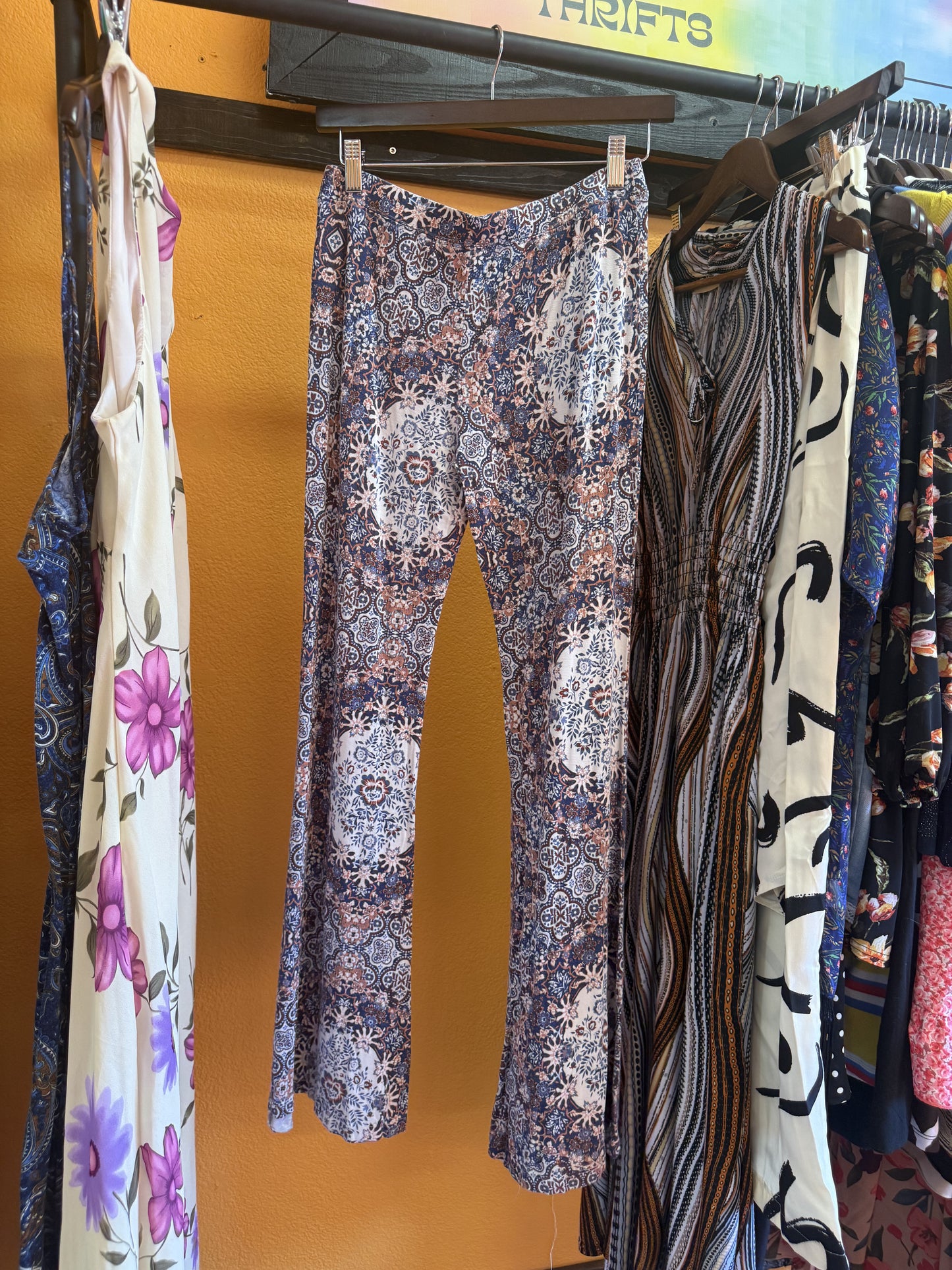 Floral Yoga Pants (MED)