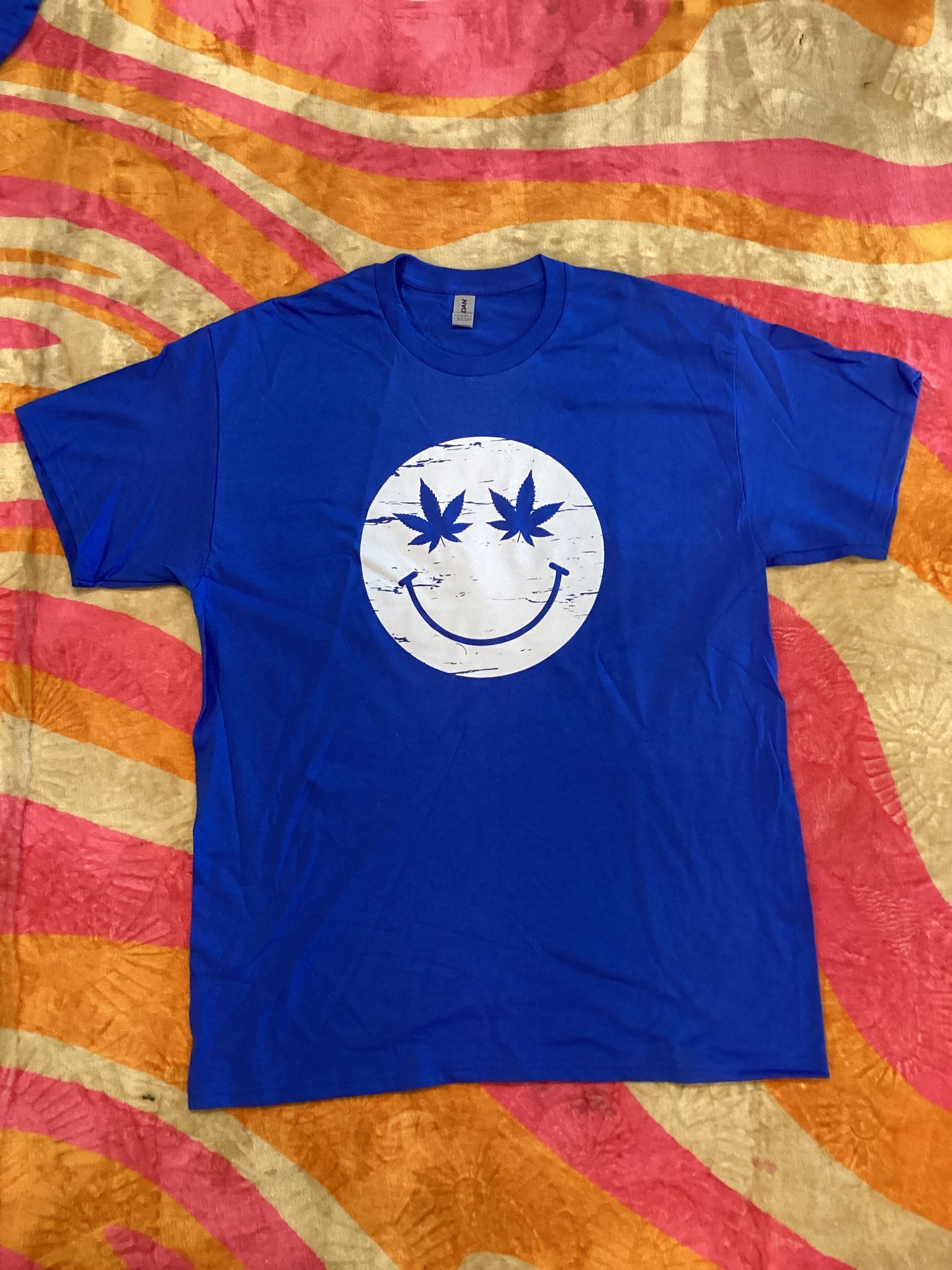 Smiley leaf Shirt