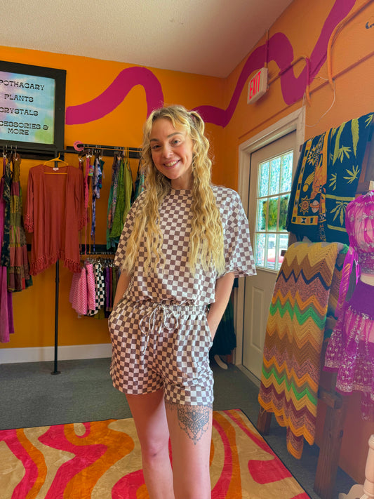 MOCHA BROWN CHECKERED SET