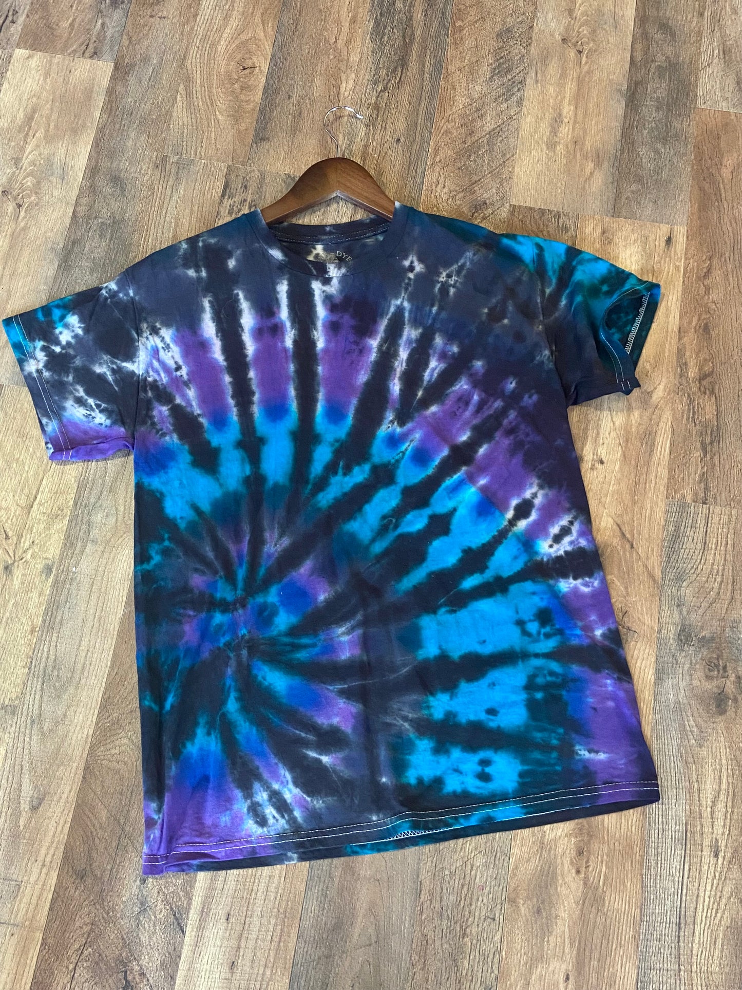 TIE DYE T-SHIRTS