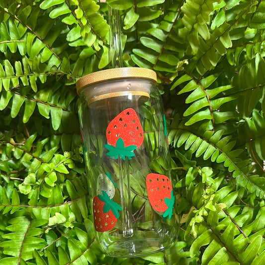 STRAWBERRY 16 OZ GLASS CUP