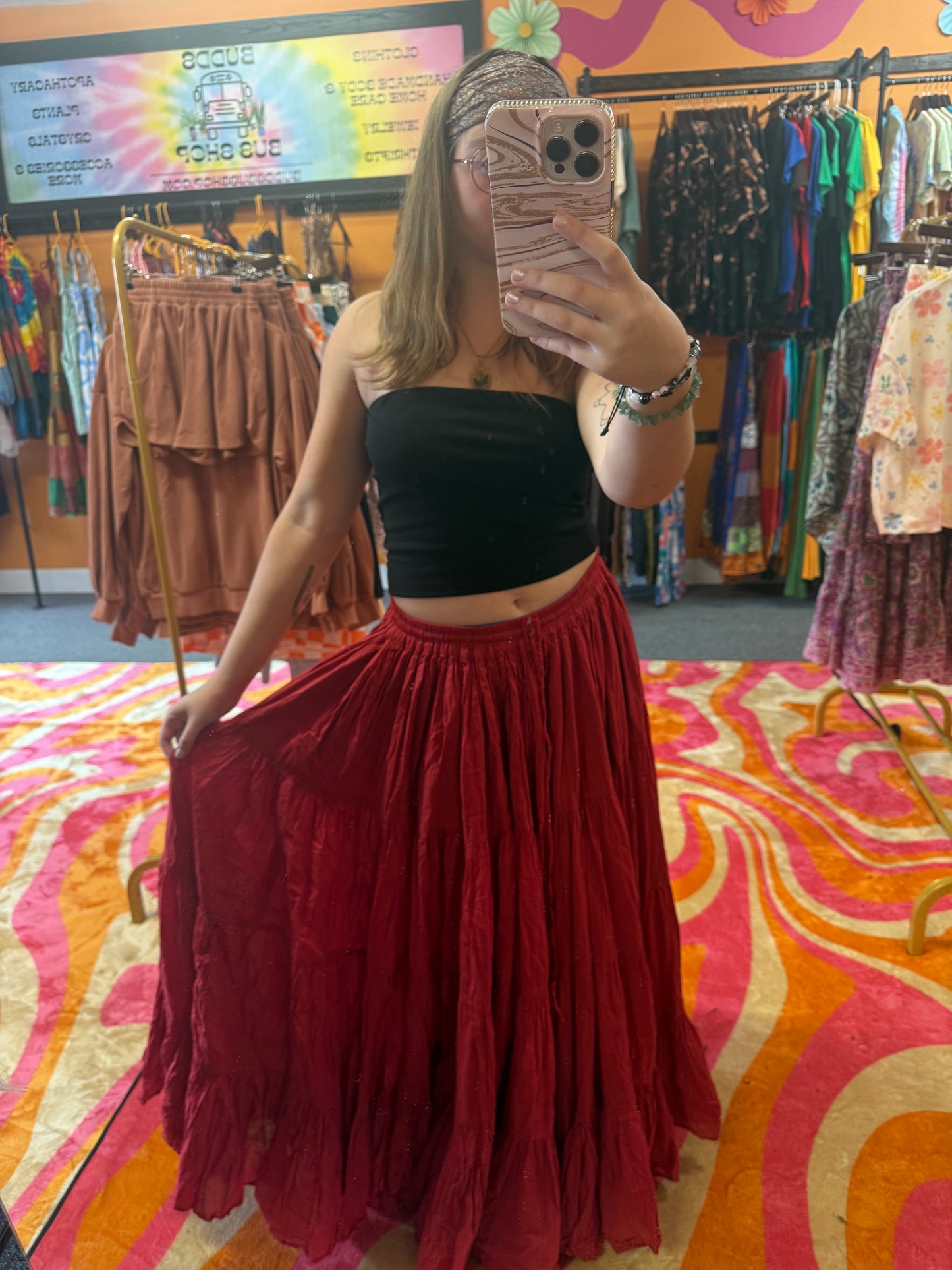 Red 25 yard skirt