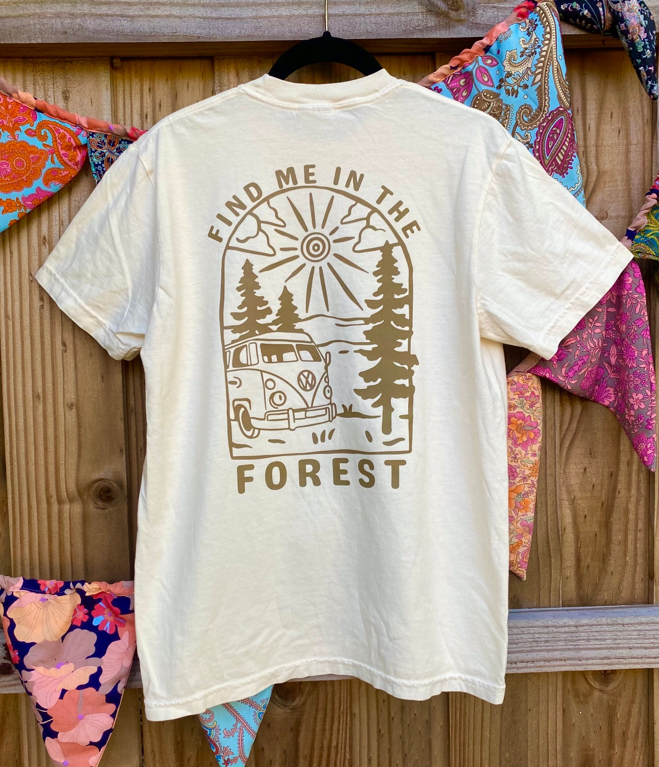 FIND ME IN THE FOREST 🌱🌳🌲🐿️🍄 TEE