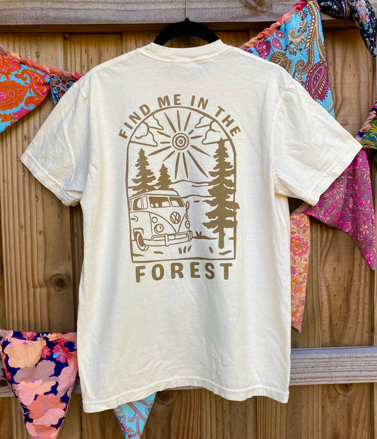 FIND ME IN THE FOREST 🌱🌳🌲🐿️🍄 TEE