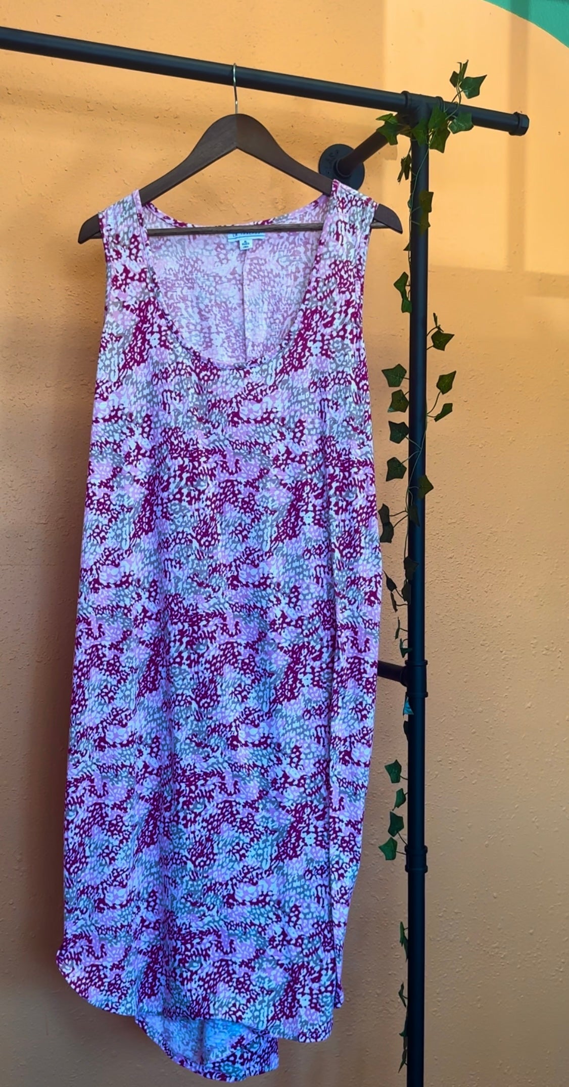 (XL) PURPLE FLORAL DRESS