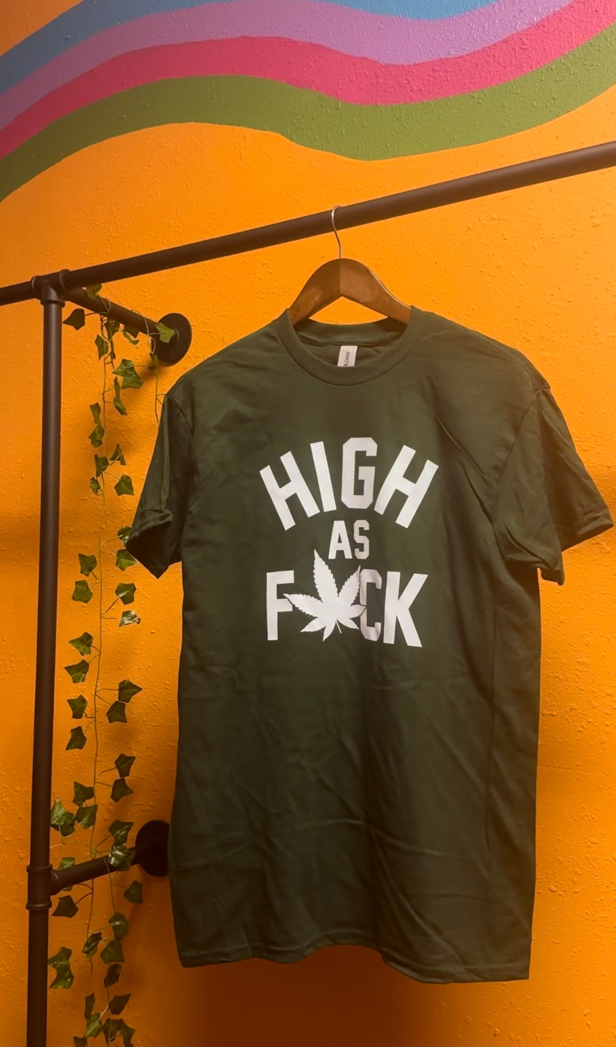 HIGH AS FUCK 🍃💨 GRAPHIC TEE