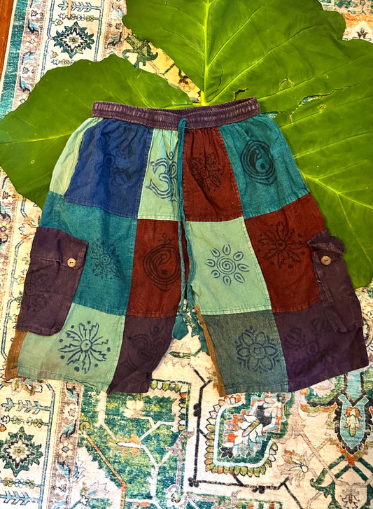 PRINTED PATCHWORK SHORTS